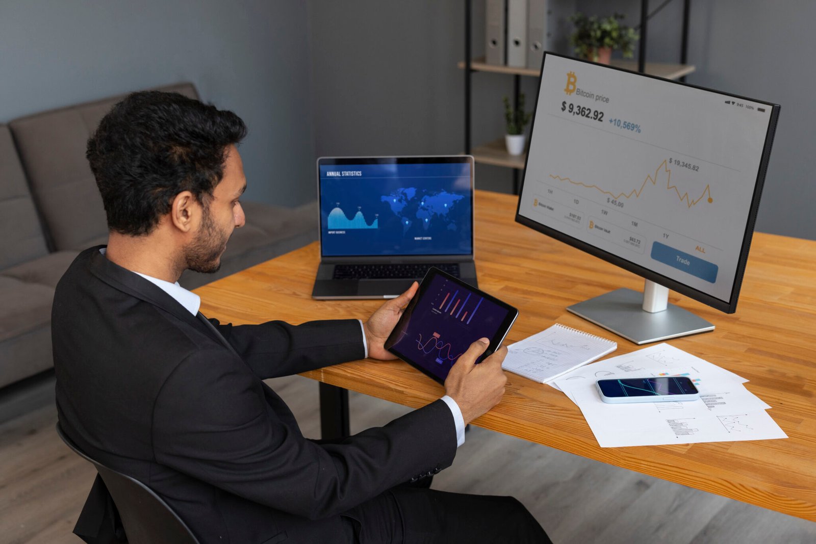 What Is Tokenomics? A Complete Beginner’s Guide (2025)