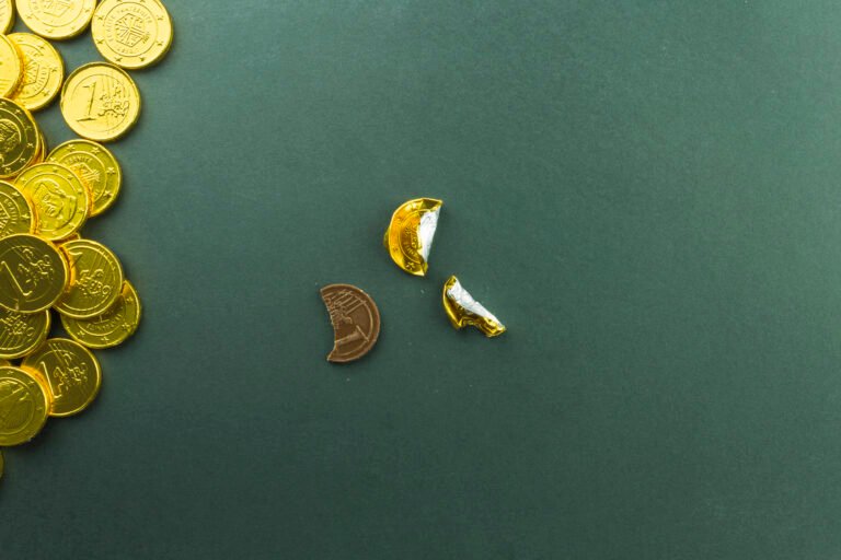 Best vs Worst Performing Coins This Year (2025 Review)