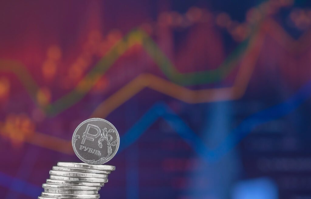 Top 7 Low-Cap Cryptos With High Growth Potential